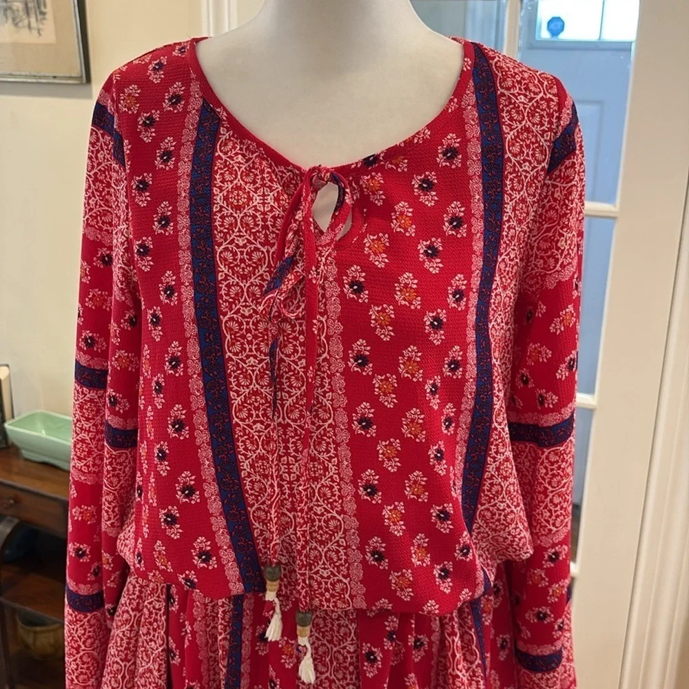 Truly Me by Sara Sara Girl’s Red and Blue Floral Long Sleeve Dress. Size 16